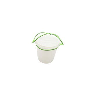 Vintage Tupperware Large Canister 255 w handle